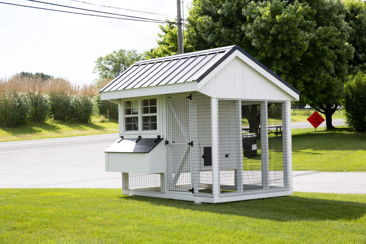 6x8 Combination Chicken Coop - White/Black - Q68C - The Hen House ...