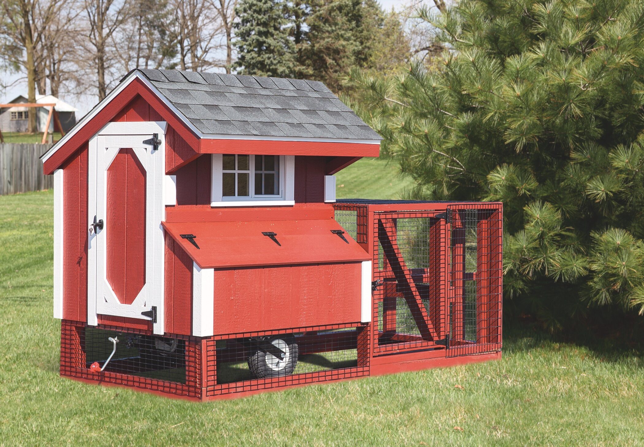 chicken coop tractor Q44T Painted Front
