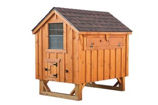 a frame chicken coop Cedar Stain A46 Front View