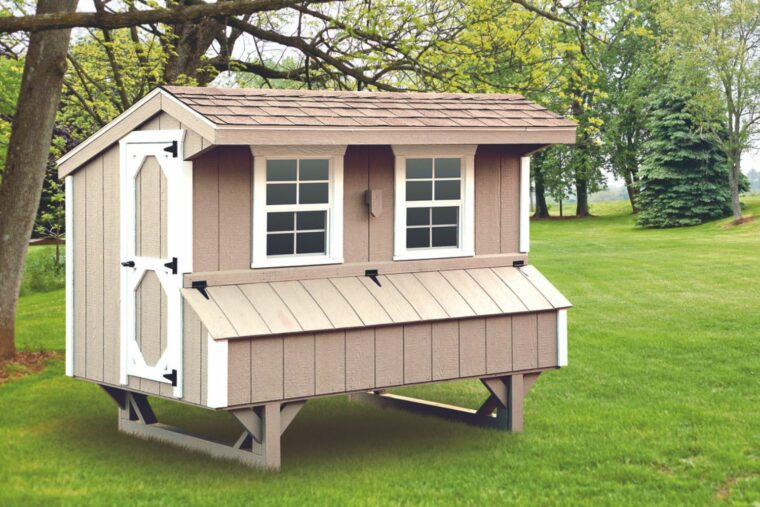 Chicken Coop for 16 Chickens - The Hen House Collection